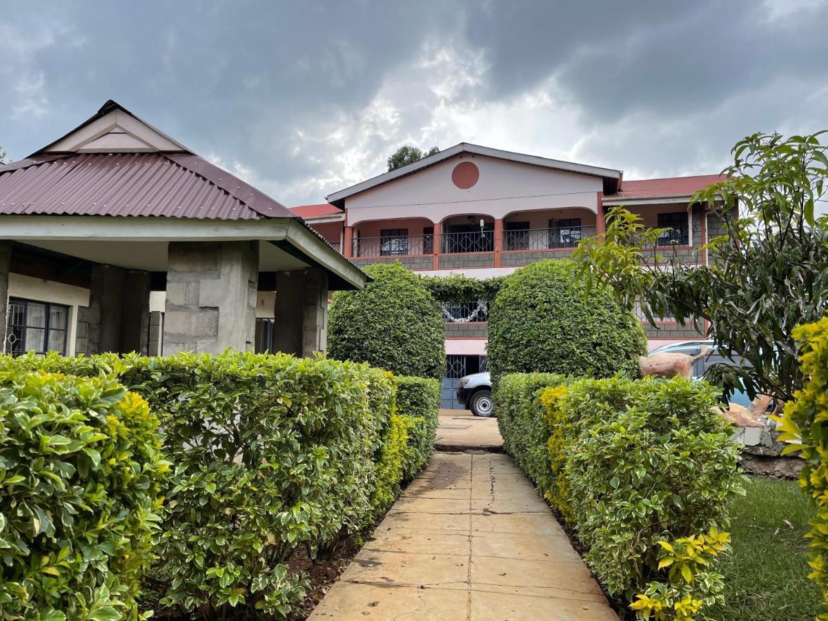 Easy Sleep Guesthouse Kitale Buitenkant foto