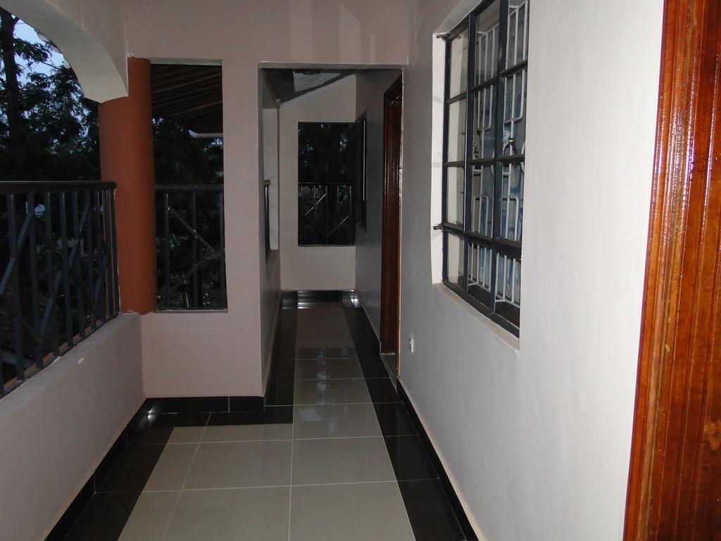 Easy Sleep Guesthouse Kitale Buitenkant foto